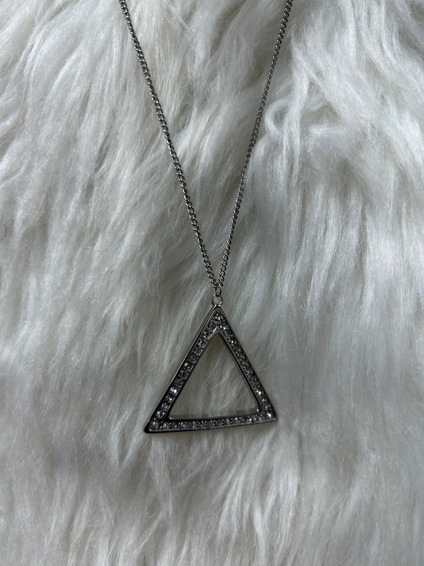 Delta Sigma Theta - speckled Pyramid Necklace