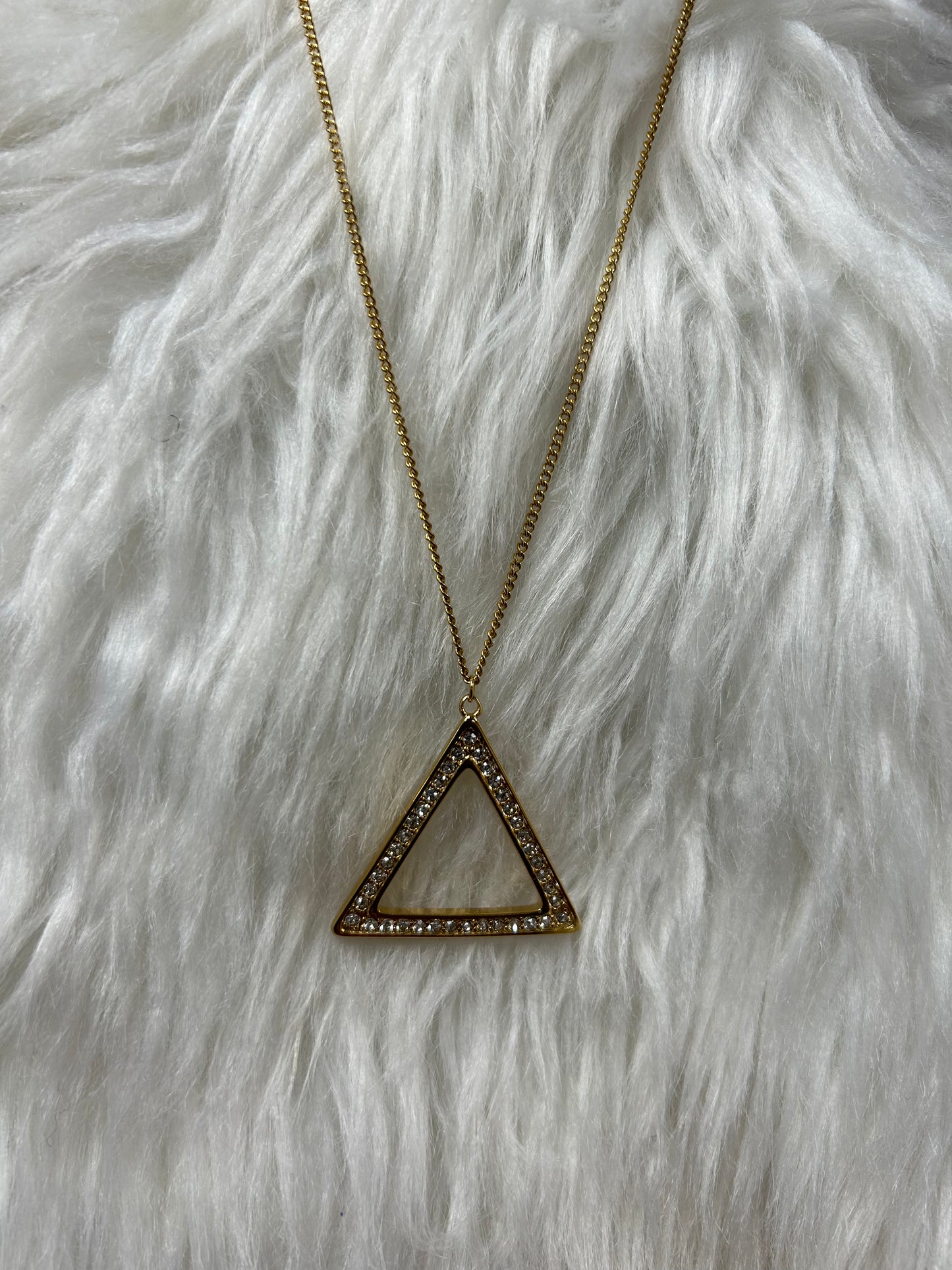 Delta Sigma Theta - speckled Pyramid Necklace