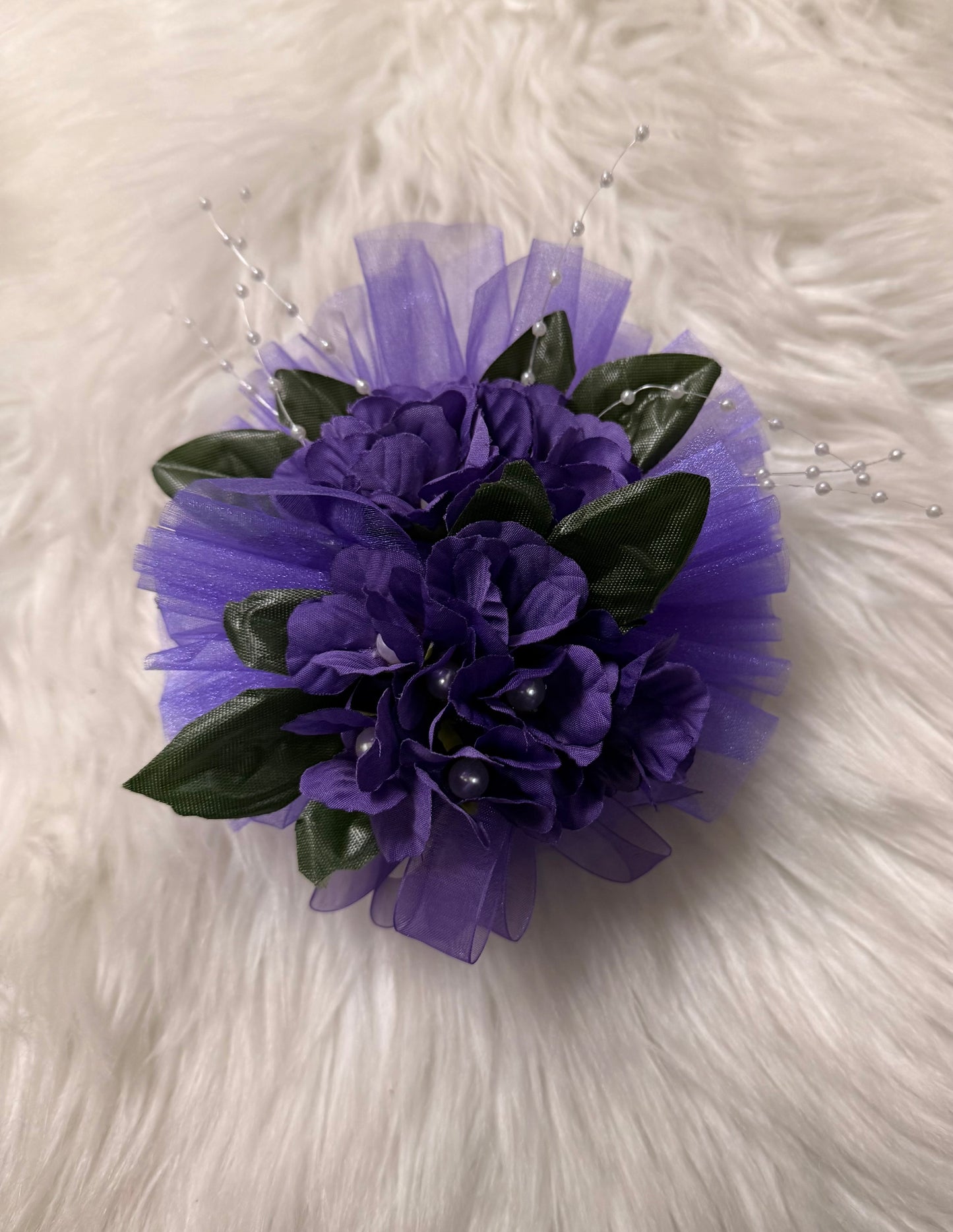 NEW 💜 Violet corsage
