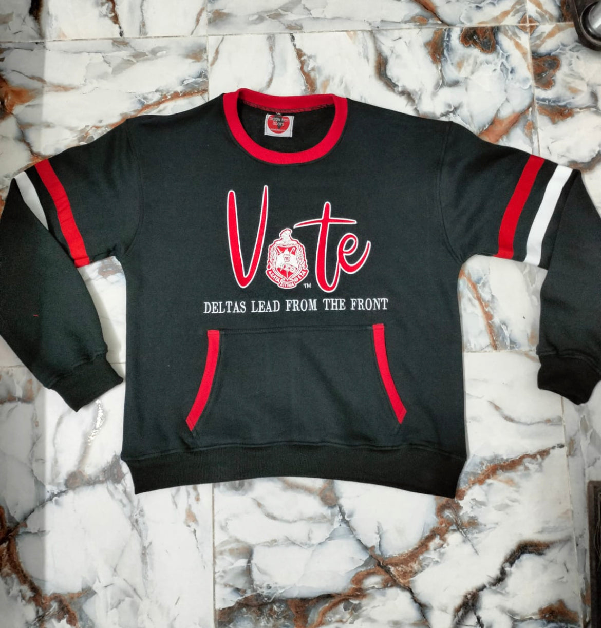 VOTE premium sweatshirt