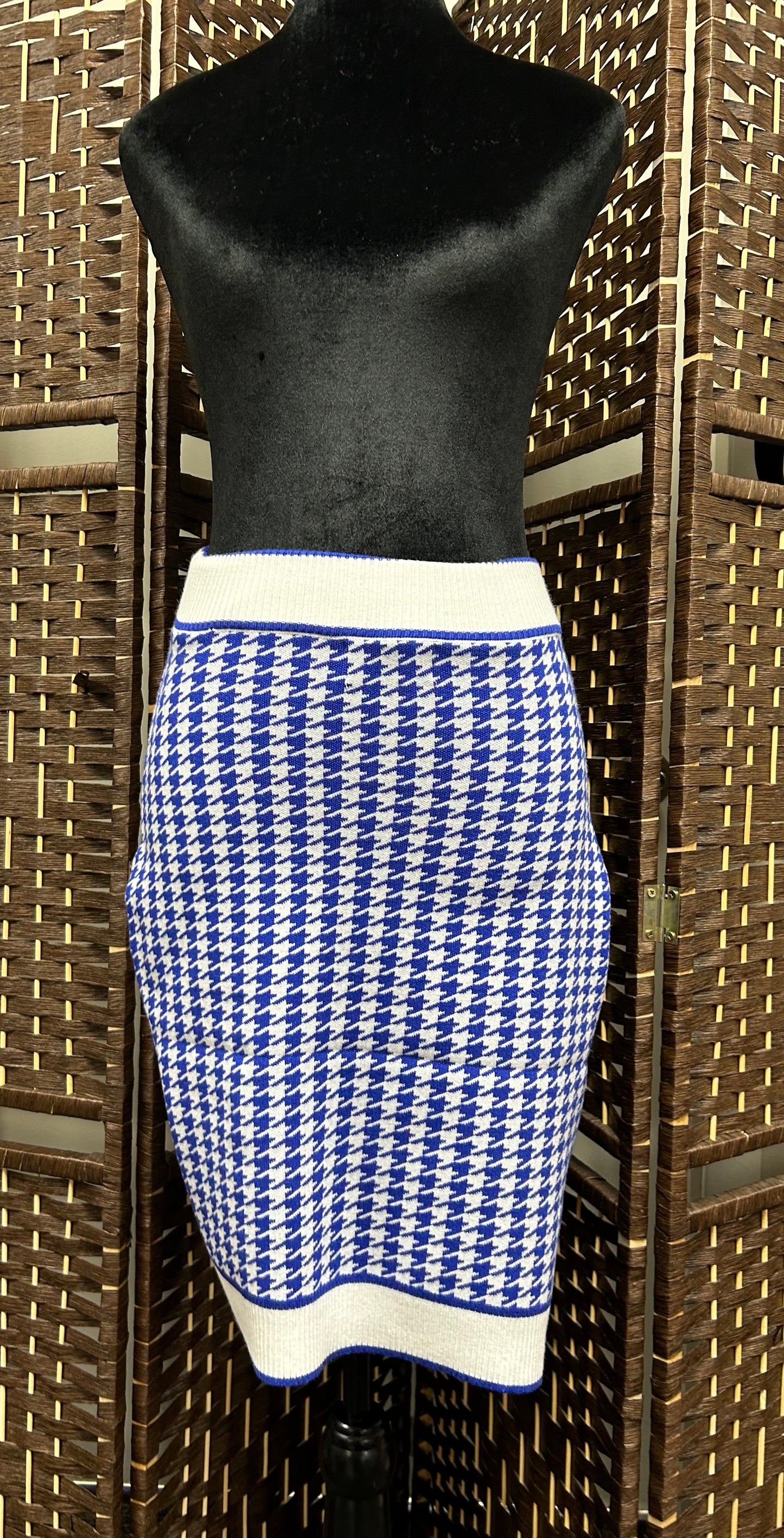 Zeta Houndstooth Skirt