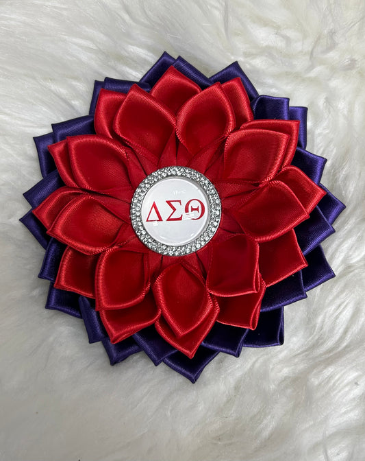 Greek letter Delta Sigma Theta - Pendant Brooch