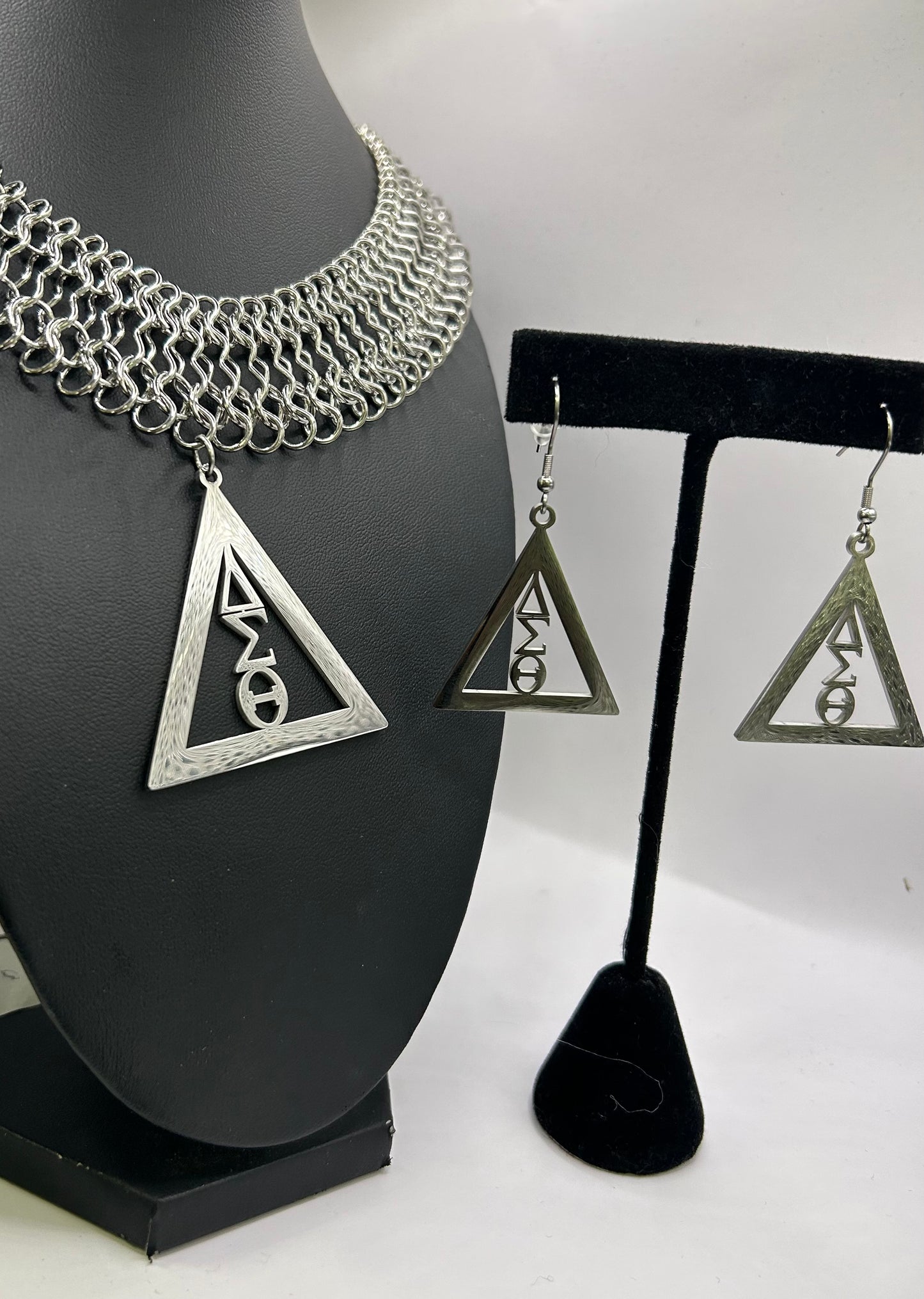 Delta Sigma Theta - Pyramid Necklace Set