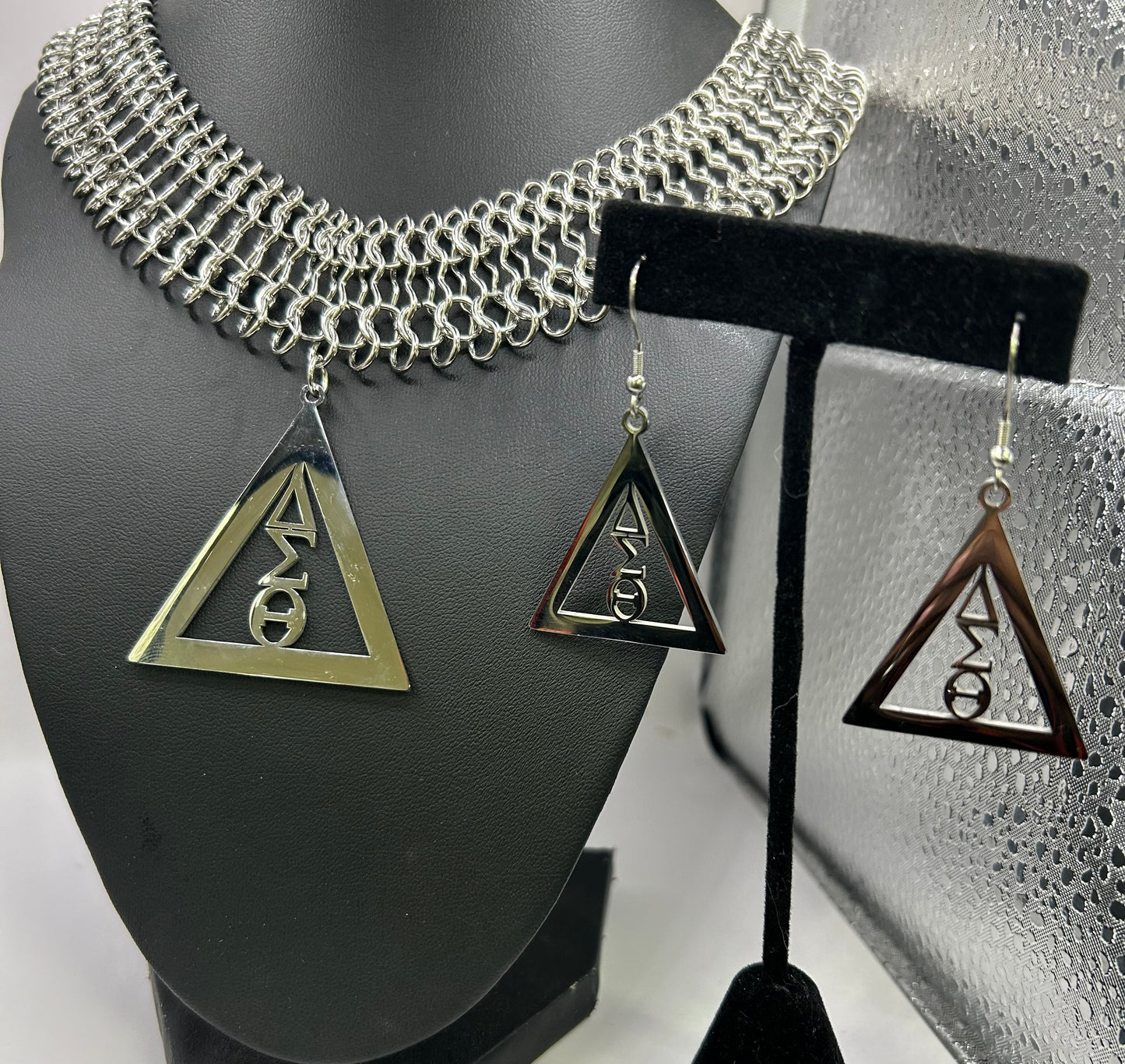 Delta Sigma Theta - Pyramid Necklace Set